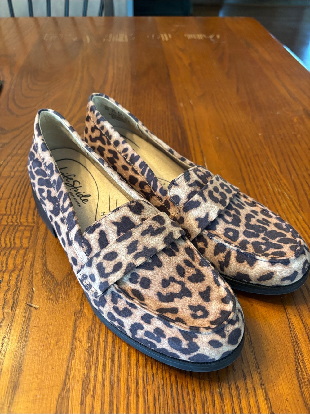 Life Stride Leopard Loafers Women’s 8